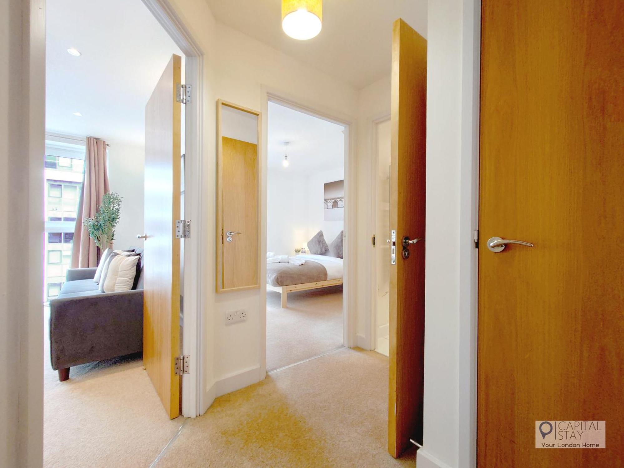 London Excel Stays - One Bed Apartment Екстер'єр фото